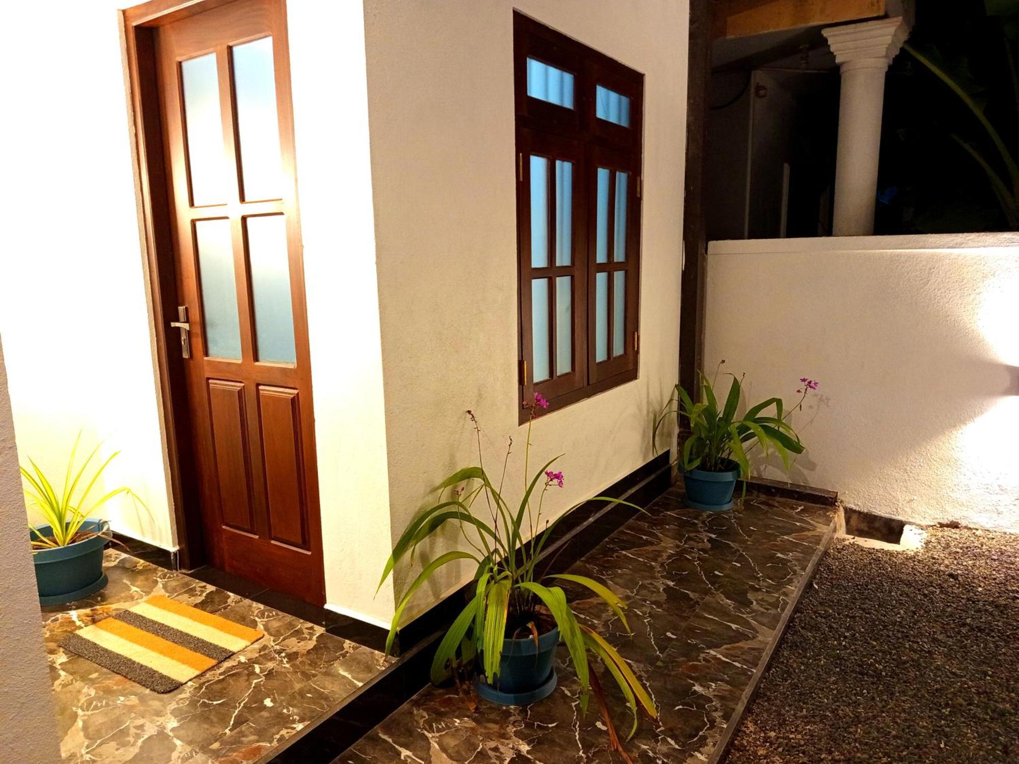 Olu Bunk Dickwella Exterior foto